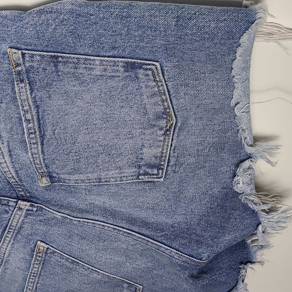ALL SAINTS Remi Cut Off Frayed Distressed Light/Med Wash Denim Shorts Size 28 - Picture 11 of 15